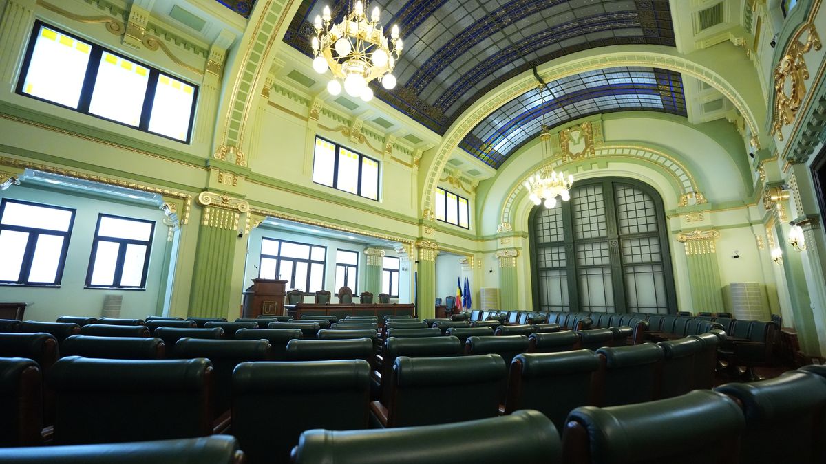 Alegeri universitare